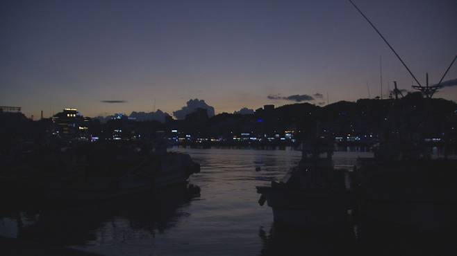 경남 통영시의 한 항구