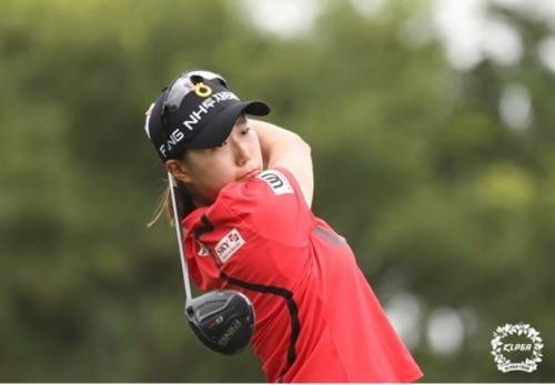 지난 시즌 상금 순위 23위를 기록한 정윤지. [사진=KLPGA]