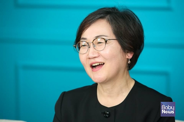 범은경 소장과 부모들이 주고받은 아기들의 잠에 관한 다양한 질문과 답변은 베이비뉴스 유튜브 채널에서 다시보기 할 수 있다. 최대성 기자 ⓒ베이비뉴스