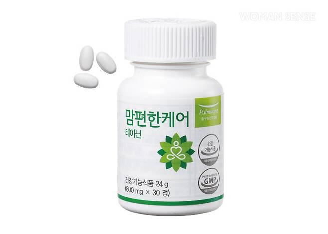 L-테아닌 200mg을 함유해 스트레스로 인한 긴장 완화에 도움을 줄 수 있는, 풀무원건강생활 맘편한케어. 800mg×30정 3만원.