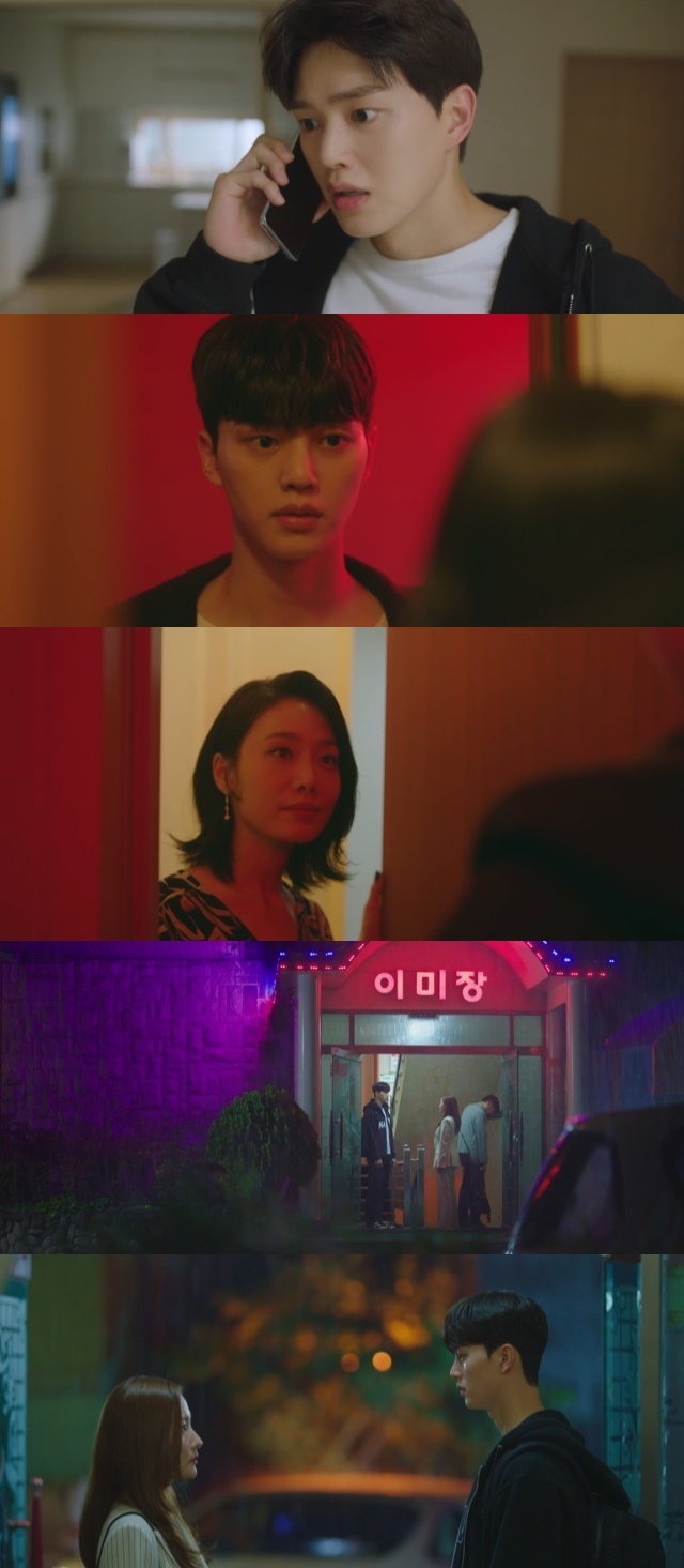 Song Kang came out of the motel and Park Min-young caught the perfect feeling and created a Danger feeling.In the fifth episode of the JTBC Saturday drama People in the Weather Service: The In-house Love Cruelty Scene (playplayed by Sunyoung and directed by Cha Young-hoon), which aired on February 26, Danger by Jin Ha-kyung (Park Min-young), Lee Si-woo (Song Kang) was portrayed.On this day, Lee Si-woo answered the question, So what do you want me to do now? No, I will not do it anymore.Do not contact me again, he said, accidentally Fade to Black.Jinha Kyung asked carefully, Who is it? But Lee Si-woo awkwardly said, I just knew him before. He avoided the answer and did not ask who he was anymore.However, Jin Ha-kyung, who was in a car with Lee Si-woo, then made a call to Chae Yoo-jin (Yura Boon) on Lee Si-woos mobile phone.Jinha Kyung was more utterly silent, but Lee Si-woo-eng showed a harsh attitude throughout.Lee Si-woo later made time for her to be alone by touching Jin Ha Kyung in part, and then suddenly embraced Jin Ha Kyung, who was angry, and made affection.Jin Ha-gyeong seemed to be a little less angry at Lee Si-woo.Lee Si-woo asked Jin Ha-kyung at this gap, What did you talk to Han Ki-jun (Yoon Bak)?Previously, Han Ki-jun called Jin Ha-kyung separately because Lee Si-woo was Chae Yoo-jins ex-boyfriend. Jin Ha-kyung said before the answer, I did not ask.I did not ask you that Chae Yoo-jin called from the morning, but you asked. Lee Si-woo said, Is that why you were so hard on me from the morning?Then, Han Ki-joon said, I told him to be careful, he said, knowing the past relationship between him and Chae Yoo-jin.I know that I am my ex-boyfriend and I deliberately received it from my team. The two people solved misunderstandings and shared a sweet time.But there was Danger, too: Jin Ha-kyung and Lee Si-woo kept secretly sharing their affection, and Shin Seok-ho (Moon Tae-yu) caught them.Shin Seok-ho, who passed between the two, gave a sharp question to the two, and made Jin Ha Kyung and Lee Si-woo difficult.Another problem stemmed from an earlier call: Lee Si-woo went on to suffer from someones phone and then stopped by the bank to deposit money somewhere.Lee Si-woo then found a motel alone and met a woman.At that time, Jin Ha-kyung was meeting with Um Dong-han (Lee Sung-wook) about work, drinking together, taking Um Dong-han, who was drunk and could not remember his house, to the motel.And Jin Ha Kyung finally made Lee Si-woo from the motel Fade to Black.Lee Si-woo raised his eyes to the unexpected meeting, saying, Why is the chief here? And likewise, Jin Ha Kyung asked, Why are you here?