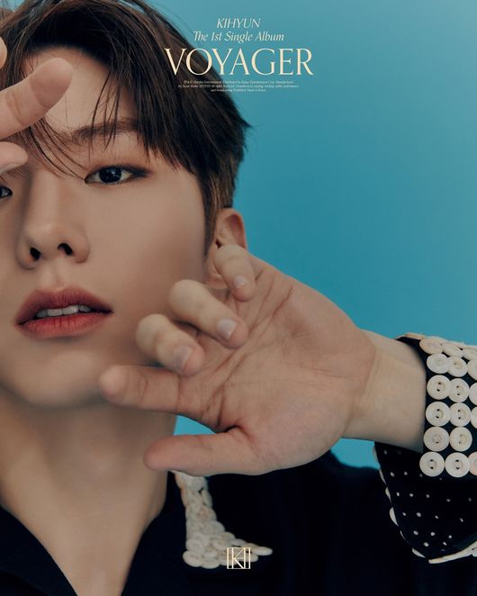 Group Monsta X (MONSTA X) Wait has started a full-scale solo summertime.Wait recently posted a series of concept photo Voyager versions of the first single VOYAGER (Voyager) through the Monsta X official SNS channel.First, Wait in the photo, which was released on the 27th, attracted attention with its unique shirt with the details of the mother-of-pearl button.In addition to costumes, he also featured a traveler who had just started traveling as a title through props such as compass and suitcase.In the photo, Wait showed a bolder appearance.The muscles and chic expressions that catch the attention of the blue suit double the strong charm, and the trip to Waits music world view through the blue cloth that blends well with the coat is also sensibly expressed.Waits VOYAGER set the setting that traveler Wait travels through various worlds and meets Wait who lives in the world.It is expressed as a word that implies his own story, and Wait is expected to show fresh charm as a solo vocalist by expressing his world as music by taking on the role of guide of this album.The album and the title VOYAGER of the same name are a pop number genre with attractive yet addictive bass and guitar sound.Waits cool vocals on the rocking band sound are combined to help many people feel tired.In addition, Wait is also known for his role as an artist who has grown up by posting his name on the song (COMMA) (Comma) with British singer-songwriter Etham (Etham).While both the Voyager version of the concept film and photo will be unveiled and the Waits journey will be announced, the Somewhere (Thumbware) version of the promotion will add to the question of how to meet with fans.Waits first single, VOYAGER, will be released on March 15 at 6 pm on various online music sites.starship entertainment