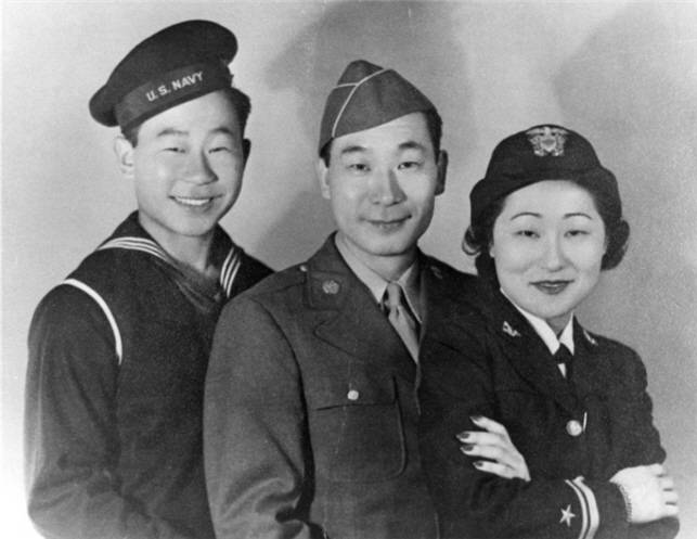 [서울=뉴시스]  국가보훈처는 지난달 26일 별세한 도산 안창호 선생 막내아들 안필영(Ralph Ahn) 선생의 유족에게 국가보훈처장 명의 조전을 보내 애도를 전했다고 2일 밝혔다. 왼쪽부터 안필영, 안필립, 안수산 선생. 2022.03.02. (사진=국가보훈처 제공) *재판매 및 DB 금지