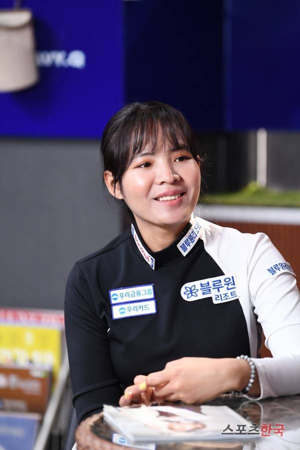 당구선수 스롱 피아비가 2일 충북 청주시에 위치한 피아비큐 당구장에서 스포츠한국과 만나 인터뷰를 하고 있다. 사진=이혜영 기자 lhy@hankooki.com