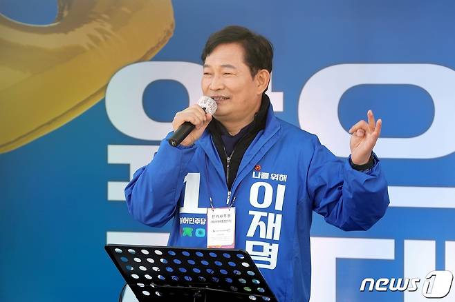 꼬투리걸 이미지