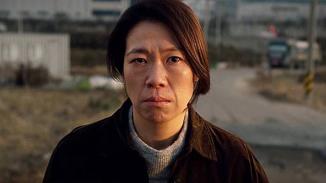 배우 염혜란. 찬란.