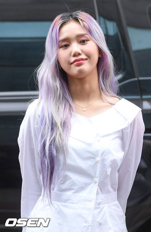 [OSEN=박준형 기자]이날 출연진 오마이걸 미미가 포즈를 취하고 있다. / soul1014@osen.co.kr