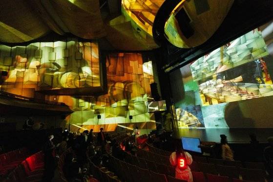 원일 감독과 경기시나위오케스트라가 진행했던 '미래 극장'. [사진 경기시나위오케스트라]