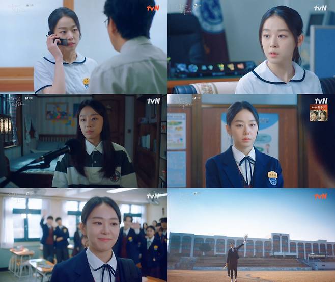 Lee Joo-myung, who was in the 12th episode of TVNs Saturday Drama Twenty Five Twinty Hana (played by Kwon Do-eun, directed by Jung Ji-hyun Kim Seung-ho), played a teenager who was angry with corporal punishment.Lee Joo-myung, who was usually dissatisfied with corporal punishment on campus, said, When Friend Ji-woong (Choi Hyun-wook) was assaulted by the students principal, he said, Why do you have your hands first every time you can speak?He was banned from corporal punishment on campus. Dont you know? and reported him to the police station.But Seung-wan was once again angry that there was nothing that changed even when the police came.Since then, Seung-wan has publicly accused the reality through his pirate broadcasts, and has been forced to write Choices whether he will be disciplined or publicly write a reflection.After thinking that he had done nothing wrong, he decided to leave the school himself and put it into practice.Lee Joo-myung, who burst into a suppressed anger, expressed the supremacy of the subjective aspect of taking the way to break without bending, raising the tension with a cold and decisive eye.He added a sense of clutter to the end of the Friends hot outing, leaving the playground with a cool style.Lee Joo-myung, who delicately expressed complex emotions such as coolness, resiliency and regret, was enough to make a deep impression.In particular, Lee Joo-myung has been drawing the first and second class of the school and the smart class leader in a straight and straight manner, and he has put weight on the fact that the anger and withdrawal of the class are not immature Choices.He played a role in raising awareness that corporal punishment is bad, no matter how much it is for the system.Lee Joo-myung, who has proved his brilliant presence as he continues to play from a youthful and youthful appearance to a character full of justice.Expectations are high that Seung-wan, who appeared in perms for the first time after dropping out, will shine a youthful youth every day with another step.