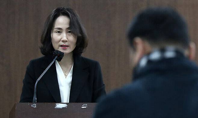 지난 18일 박소영 수도권 중도·보수 교육감 후보 단일화 추진협의회(교추협) 간사가 서울 중구 서울시의원회관에서 조영달 서울시교육감 예비후보가 제기한 단일화 공정성 시비와 관련해 입장을 밝히고 있다. 뉴스1