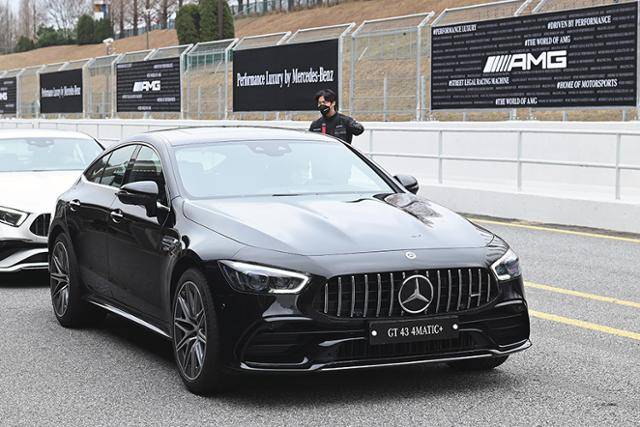 메르세데스-AMG GT 43 4Matic+ 시승기