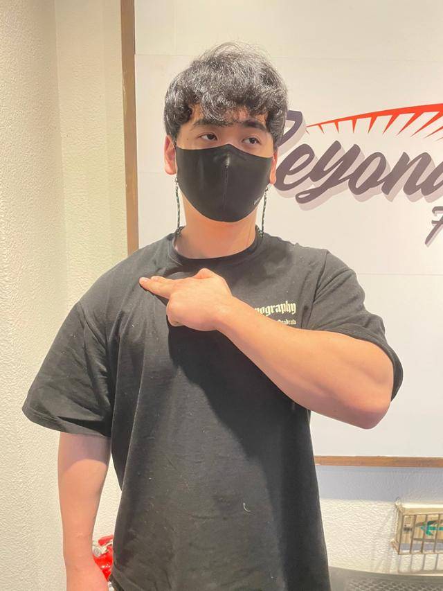 쇄골하근 마사지. 비욘드 피트니스 제공