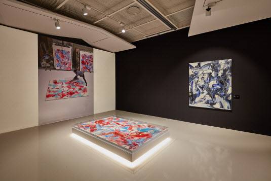 ‘리조이스: 추상의 표정’ 전 전경(사진=롯데갤러리).