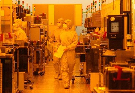 DB하이텍 부천공장 생산라인