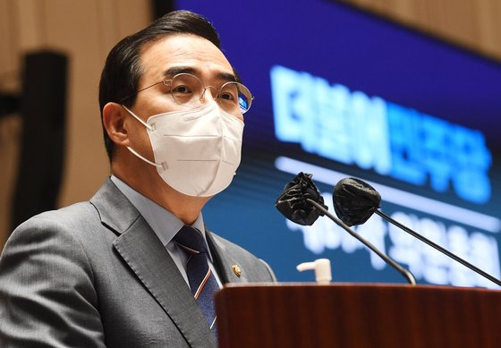 5일 국회에서 열린 더불어민주당 의원총회에서 박홍근 원내대표가 발언을 하고 있다. 김상선 기자