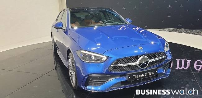 메르세데스 벤츠의 'C300 AMG 라인' / 사진=김동훈 기자