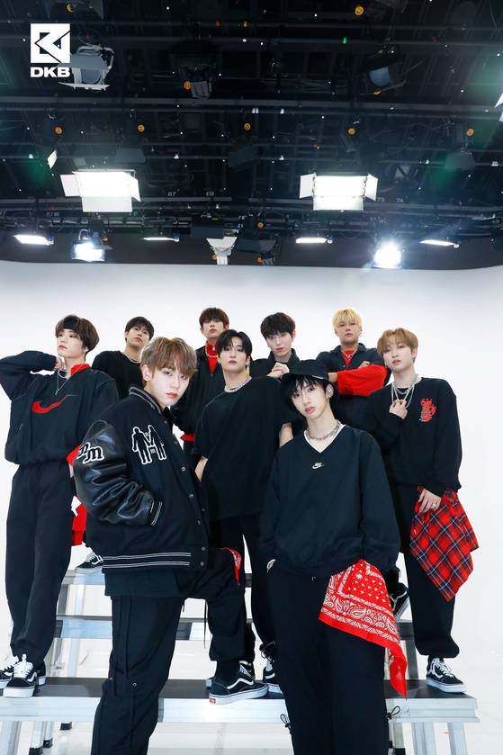 Boy band DKB [BRAVE ENTERTAINMENT]