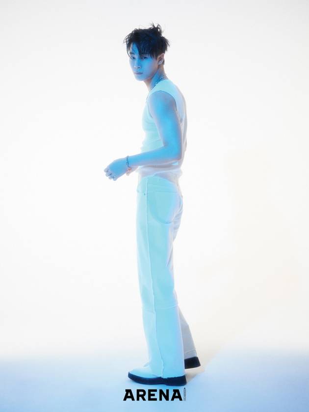 As a Group art, Moon Bin confessed that the most fearful thing is helplessness.On Tuesday, the magazine Arena Homme Plus released a picture with Moon Bin, which revealed a mysterious boylike mood.Astro Reed Vocal, Main Dancer, and Actor, Moon Bin and inspiration, who are continuing various activities, were mentioned. The beginning of the conversation was the story of the unit activity with Astro member Yoon San-ha recently.In the preparation of this unit activity, Moon Bin was able to participate in the album concept and reflected a lot of opinions.Where is the source of Munbins usual inspiration? he said, from movies and dramas, inspired by Keanu Reeves exorcism character in the movie Constantine, for example, and melted into the album.When I see an impressive character or scene, I also release it musically. Moonbin began modeling at an early age, and naturally dipped his feet in the entertainment industry; his childhood routine was similar to the present.It was a routine to go to Seoul for an hour after school, he said.He said that the dream he wanted to challenge was a dream of a prosecutor who handled swords, and that the dream was to fight for justice like a police officer or a firefighter.Moon Bin, who lives with the belief that justice wins, is building a career as an actor in addition to his musical activities.Moonbin said, I am a justice implementation Group, but sometimes the Billons in the movie are understood, sometimes in Marvel, Billen is just, sometimes you want to cheer them up.It is a just Billen, but I am curious about the role of psychopath. Moonbin, who likes to imagine, melts the imagination into the article. He said that more than 130 articles have been written so far.Astro or as a doorman. When I write, I always imagine to condense meaning to the metaphor.It is also a great help when such imagination is on stage, and it is also when acting. The pleasant and lively Moonbin had the belief that he would be able to work hard and hard against the many difficulties ahead.The words that make it impossible to be helpless were just a few words: Its okay, Good, Enough.