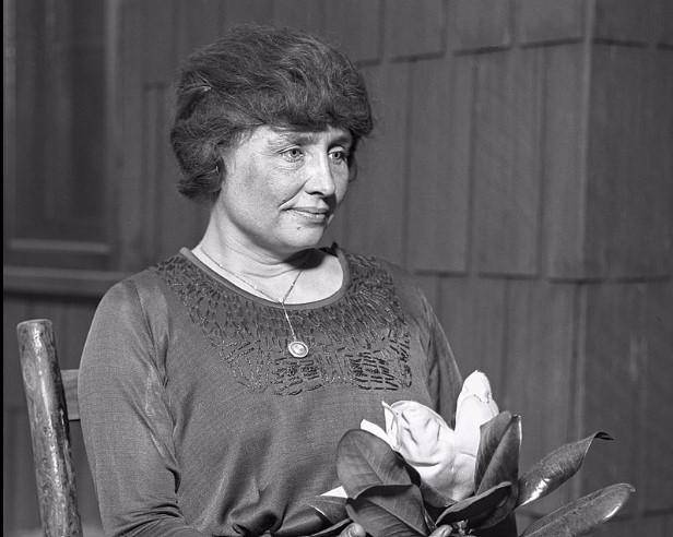 장애인 출신 미국의 유명 사회운동가인 헬렌 켈러(1880~1968년)의 성인 시절 모습. 위키피디아 캡처