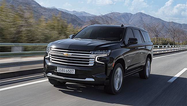 쉐보레의 대형 SUV ‘타호’ 주행 모습. 사진 한국GM