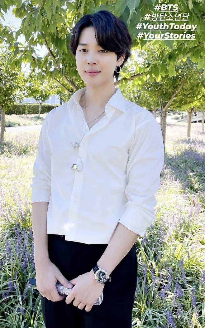 '빌보드 핫 트렌딩송 1위' 방탄소년단 지민 OST 'With You'..트위터 최다 언급
