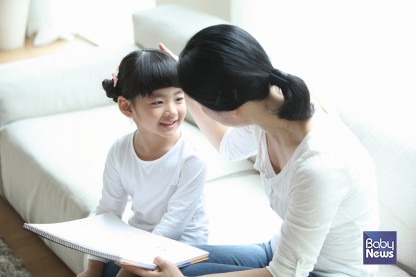 부모가 어떤 관점의 피드백을 제공하느냐에 따라 아이의 인생은 달라진다. ⓒ베이비뉴스