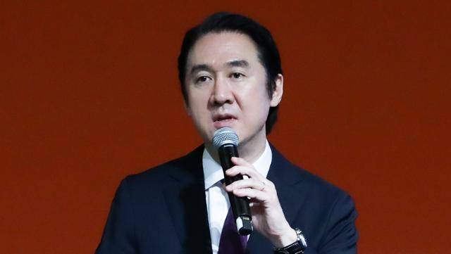 이진형 CCO의 방탄소년단 병역 이슈 관련 발언도 하이브와 팬들의 불통을 엿볼 수 있는 대표적인 사례다. 하이브 제공