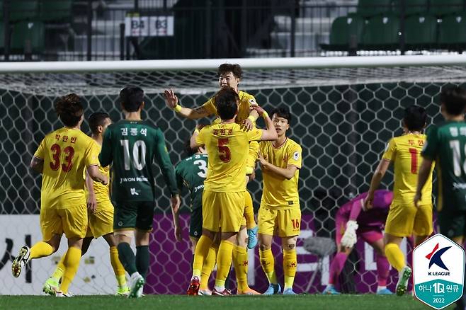 광주FC가 7경기 연속 무패를 이어가며 K리그2 선두를 질주했다. (한국프로축구연맹 제공) © 뉴스1