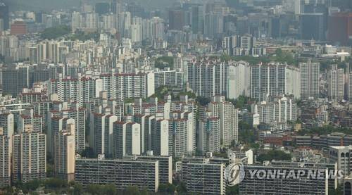 서울 63스퀘어에서 바라본 시내 아파트 모습 
[연합뉴스 자료사진]