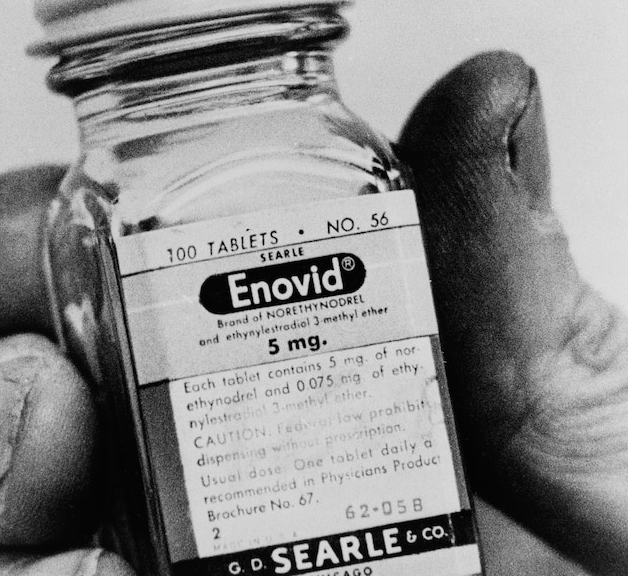 생리불순 치료제로 FDA 승인을 받을 무렵인 1957년의 에노비드. AP 연합뉴스