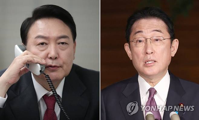 윤 당선인, 기시다 일본 총리와 통화 (도쿄=연합뉴스) 윤석열 대통령 당선인과 기시다 후미오 일본 총리가 11일 전화 통화하고 한일관계에 대해 의견을 나눴다고 일본 NHK와 교도통신이 보도했다. 통화는 이날 오전 10시 30분부터 약 15분간 진행됐다. 사진은 11일 여의도 국민의힘 중앙당사에서 기시다 일본 총리와 통화하는 윤석열 당선인과 지난 4일 일본 도쿄 총리관저에서 기자회견하는 기시다 일본 총리. 2022.3.11 [AFP. 국민의힘 제공. 재판매 및 DB 금지] photo@yna.co.kr