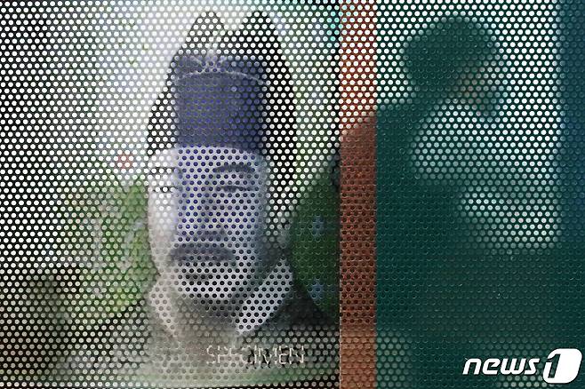 사진은 27일 서울 시내 한 은행 영업점 대출창구 모습. 2021.12.27/뉴스1 © News1 민경석 기자