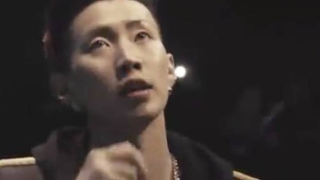 2015년 GS25가 연 첫 뮤비페에 아티스트로 참여한 박재범