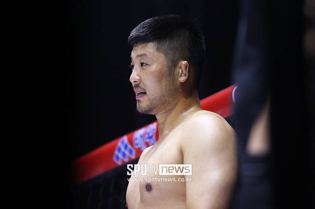 ▲ 권아솔이 2년 5개월 만에 복귀전에서 고개를 떨궜다. ⓒ 대구, 곽혜미 기자