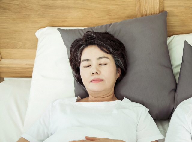 중년 여성의 경우 젊은 여성에 비해 수면무호흡증 위험이 높은 것으로 나타났다./사진=클립아트코리아