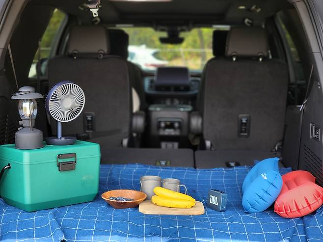 쉐보레 타호는 높은 차고와 넓은 적재용량으로 차박에도 편리하다. [원호연 기자]