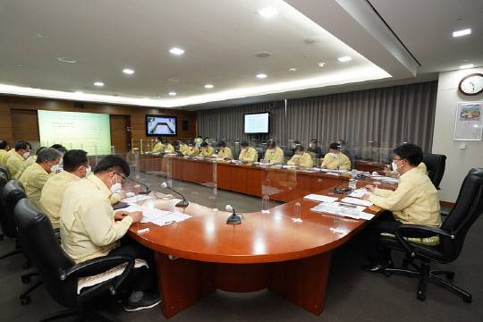 한국철도공사(코레일)은 16일 오전 대전시 동구에 위치한 본사에서 임직원을 대상으로 이해충돌방지법의 주요 내용과 유의사항을 교육했다. 사진=코레일 제공