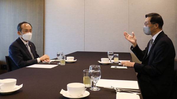 대화하는 추경호-이창용 2022.5.16 [공동취재]