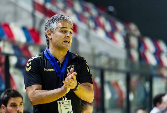 홀란도 프레이타스 감독은 한국남자핸드볼대표팀 사령탑으로 지난 9일 선임됐다. [사진=대한핸드볼협회]