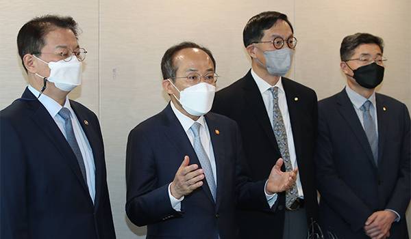 [Photo by Lee Chung-woo]