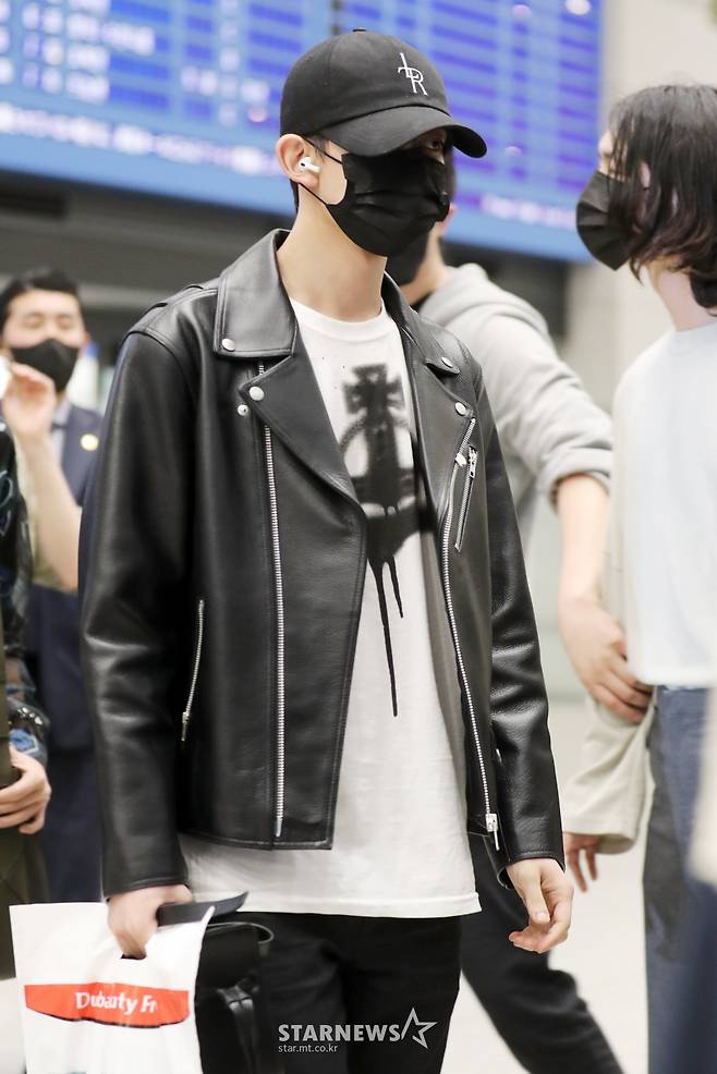 엔하이픈 희승 '올블랙의 시크맨'[★포토]