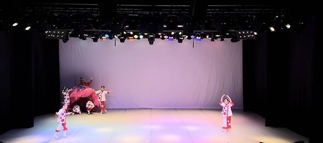 학생들 발레공연 장면  [전북대학교 제공]