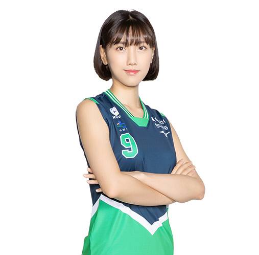 KGC인삼공사배구단이 17일 현대건설과의 트레이드를 통해 세터 김현지를 영입했다. 자료사진=현대건설 힐스테이트 배구단 홈페이지 캡처