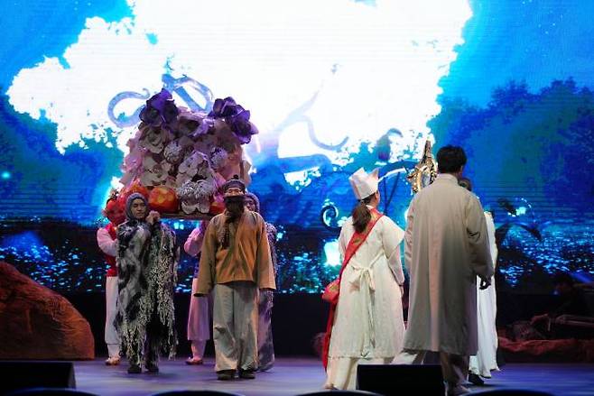 ‘보더리스 공연 : PLAY판’의 본 공연 ‘[필수]극락왕생’.&nbsp; &nbsp;넥슨