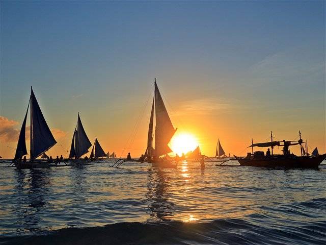 보라카이 선셋 세일링