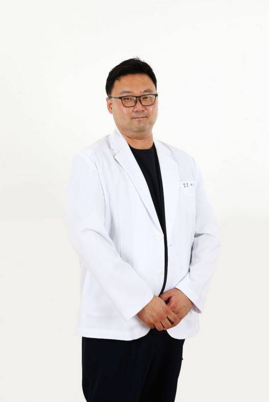 고신대 복음병원 유방외과 이희승교수.