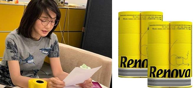 김건희 여사가 팬이 선물한 5만원대 저렴한 안경을 착용하고 업무를 보고 있는 사진이 공개되며 화제를 모은 가운데, 진보진영은 김 여사 앞에 놓여 있는 노란색 롤휴지는 7만원대라며 ‘서민 코스프레’라고 비난했다. [네이버 카페·쿠팡캡처]