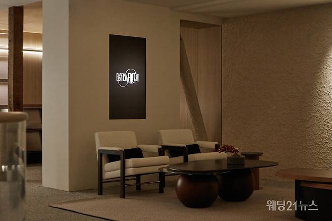 사진 :&nbsp;이스턴에디션,&nbsp;키친웨어 브랜드 '헤리터'&nbsp;청담동 플래그십 스토어 (사진제공 : 이스턴에디션)