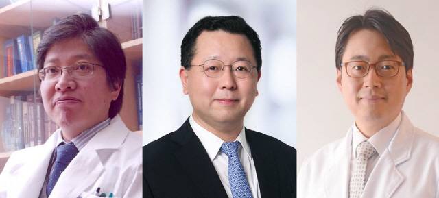 왼쪽부터 이상건 교수, 주건 교수, 박경일 교수