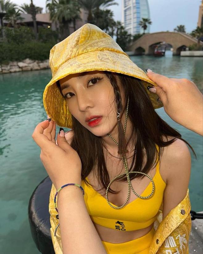 산다라박(@daraxxi)